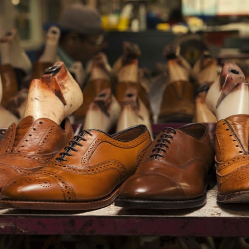 Allen Edmonds craftsperson in the Port Washington Studio